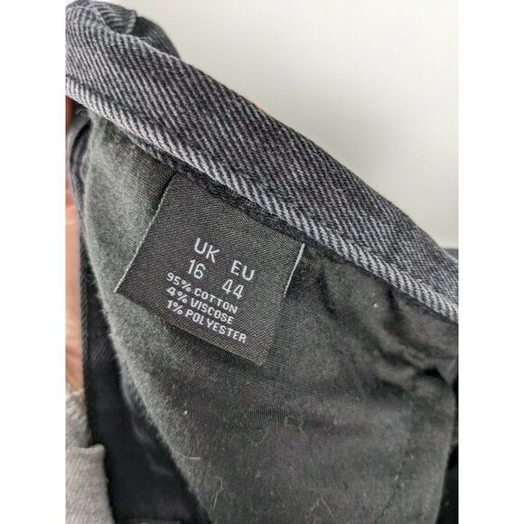 Pretty little thing black denim shorts jean short size 12 US uk 16 NWT - Picture 8 of 8